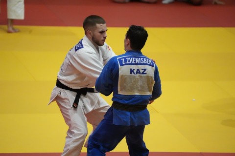 Kazakhstan and Serbia judo teams train in Baku - PHOTO