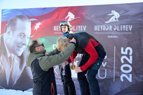Böyüklər arasında xizək yarışı üzrə Heydər Əliyev Kuboku keçirilib - FOTO