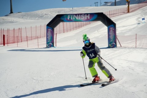 Böyüklər arasında xizək yarışı üzrə Heydər Əliyev Kuboku keçirilib - FOTO