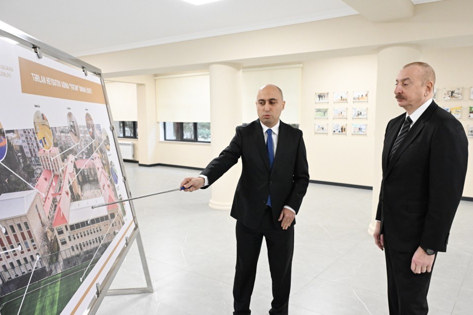 Prezident İlham Əliyev “Vətən” İdman Liseyində yaradılan şəraitlə tanış olub - FOTO