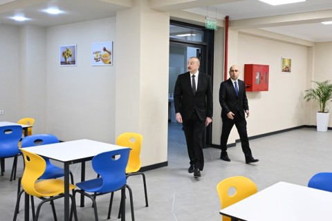 Prezident İlham Əliyev “Vətən” İdman Liseyində yaradılan şəraitlə tanış olub - FOTO