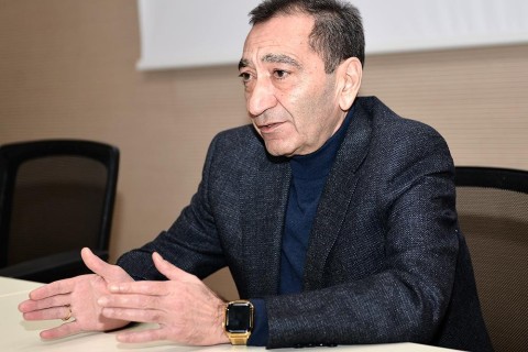 Azerbaijan Futsal Federation Vice-President meets with U19 team – PHOTO