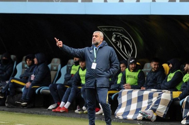 Adil Şükürov: "Neftçi” bundan əziyyət çəkir"