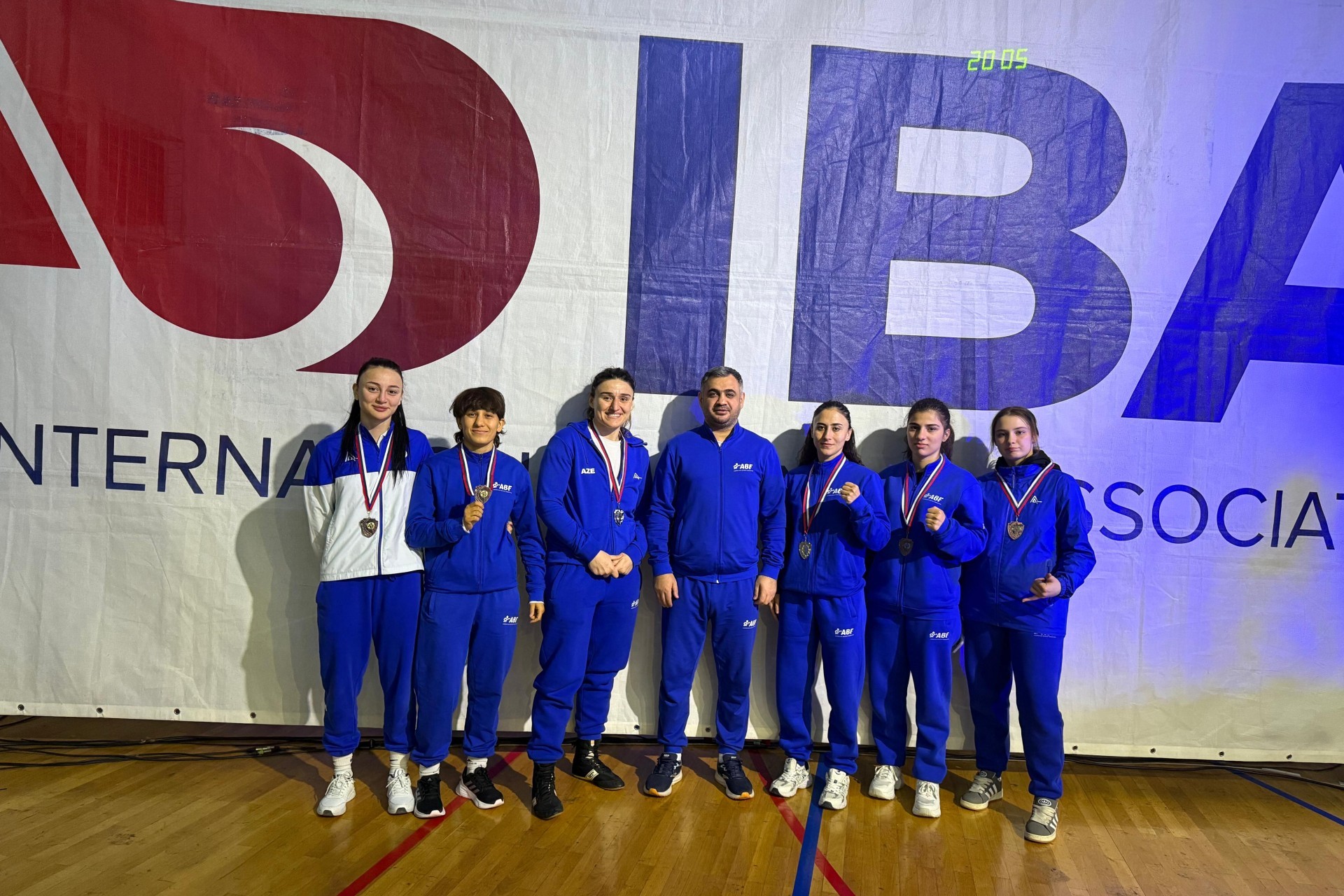 Boksçularımız Serbiyada 6 medal qazanıb - FOTO