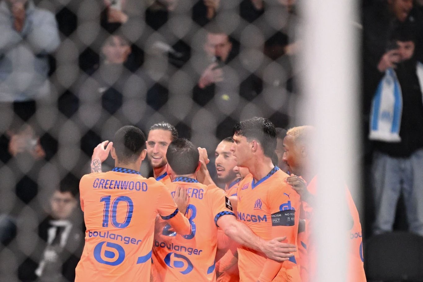 "Lion", "Strasburq" və "Marsel"dən növbəti qələbələr