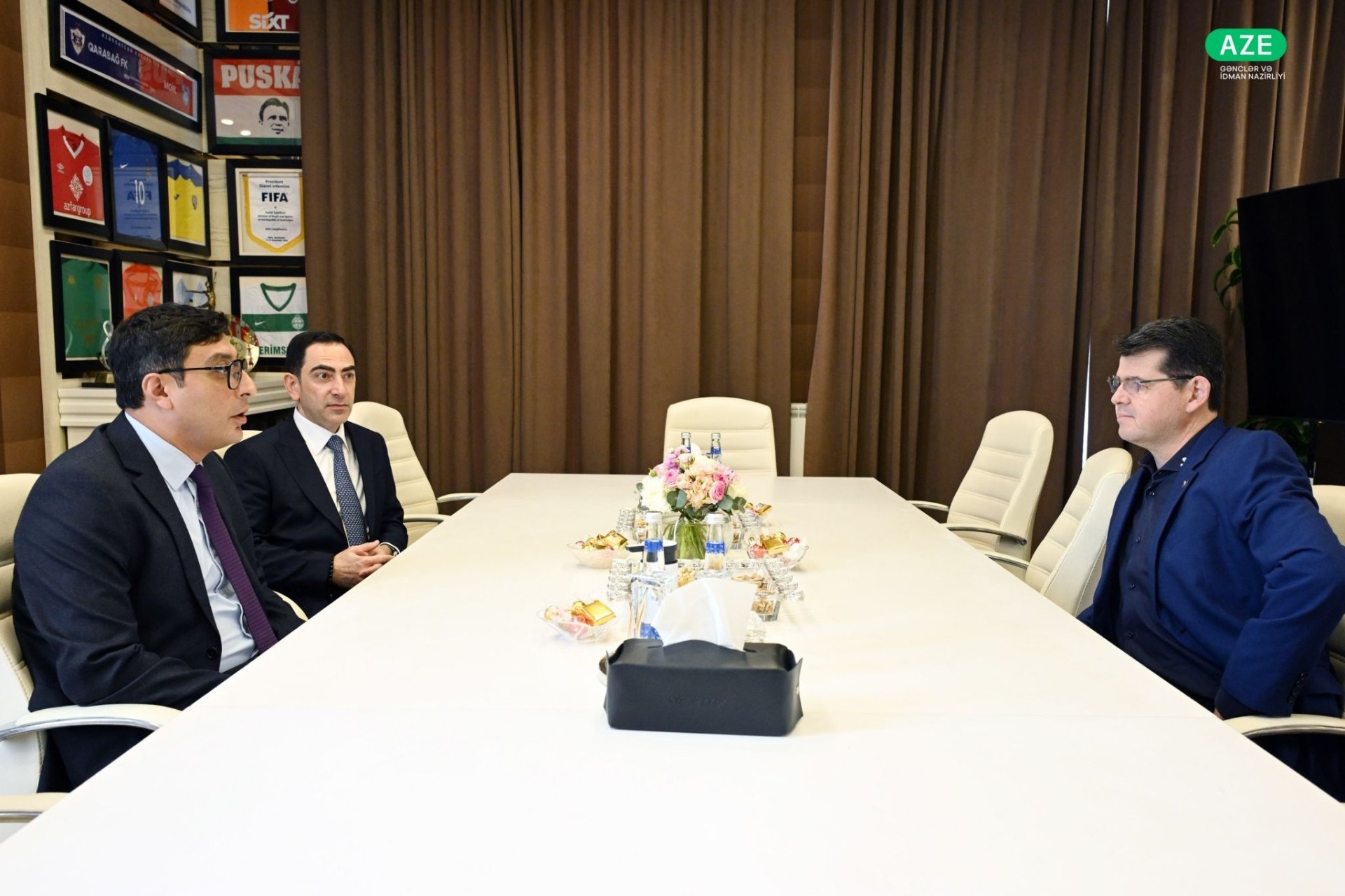 Farid Gayibov meets with President of European Badminton Confederation - PHOTO