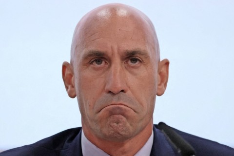 Sabiq federasiya prezidenti - 2,5 il müddətinə həbs