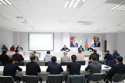 Federasiya rəsmiləri Regional Voleybol Klubları ilə görüşüb