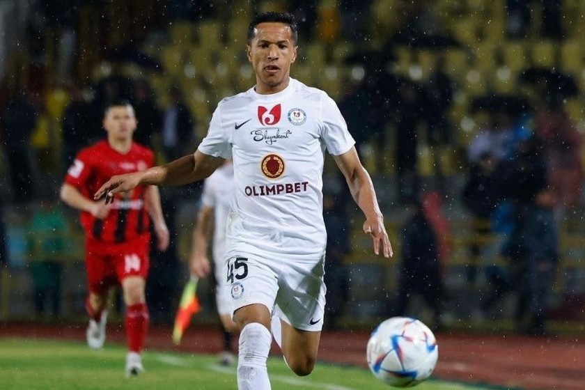 Sumgayit signs Uzbek striker to boost attack