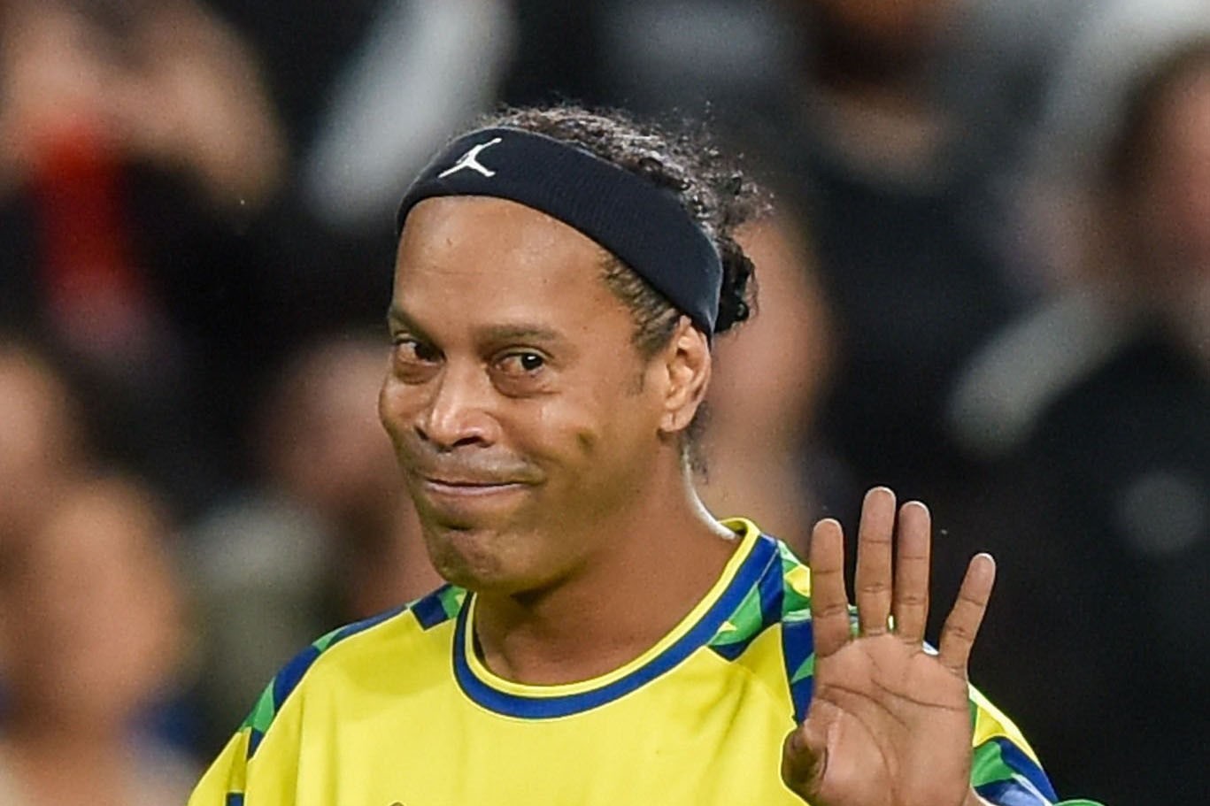 Ronaldinyo: "Onun futbol tarixinin ən yaxşısı olduğunu söyləmək çətindir"