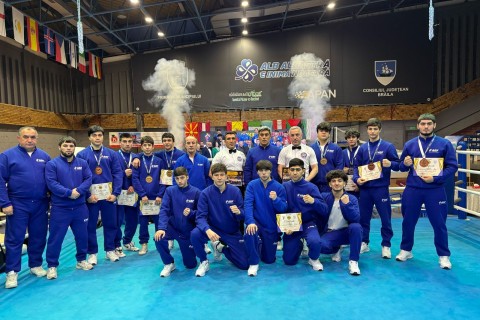 Boksçularımız “Drakula Open”də 9 medal qazanıb - FOTO