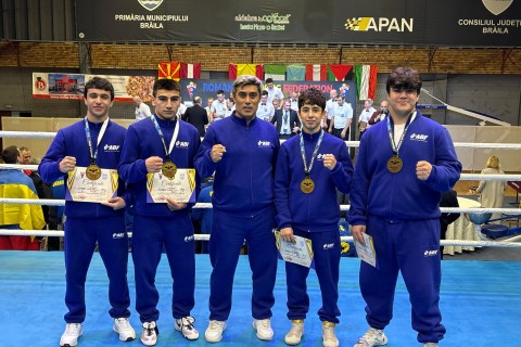 Boksçularımız “Drakula Open”də 9 medal qazanıb - FOTO