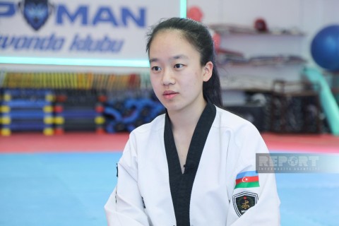 Aygün Lin: "Məktəbdə müəllim mənə çinlilərin öz uşaqlarını yediyini demişdi" - MÜSAHİBƏ - VİDEO