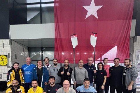 Məşqçimiz Beynəlxalq Avarçəkmə Federasiyasının kursunda - FOTO