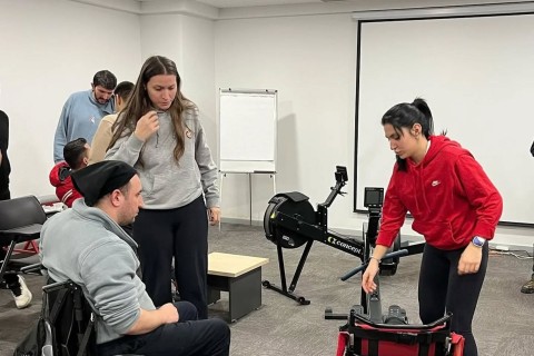 Məşqçimiz Beynəlxalq Avarçəkmə Federasiyasının kursunda - FOTO