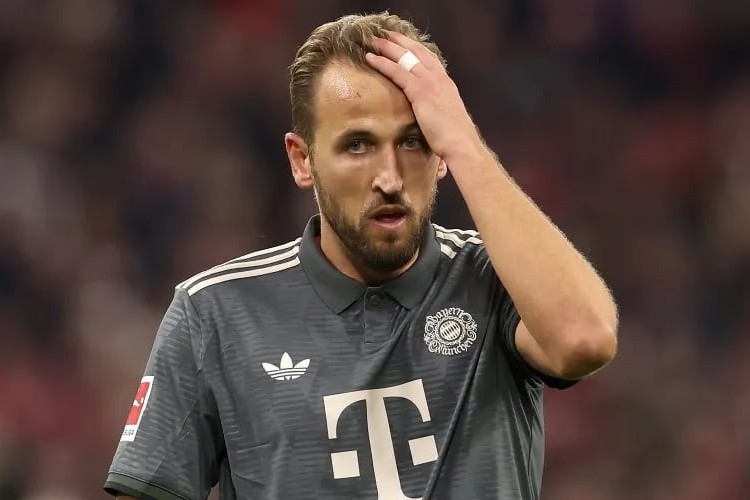Top 10 best center-forwards in the World