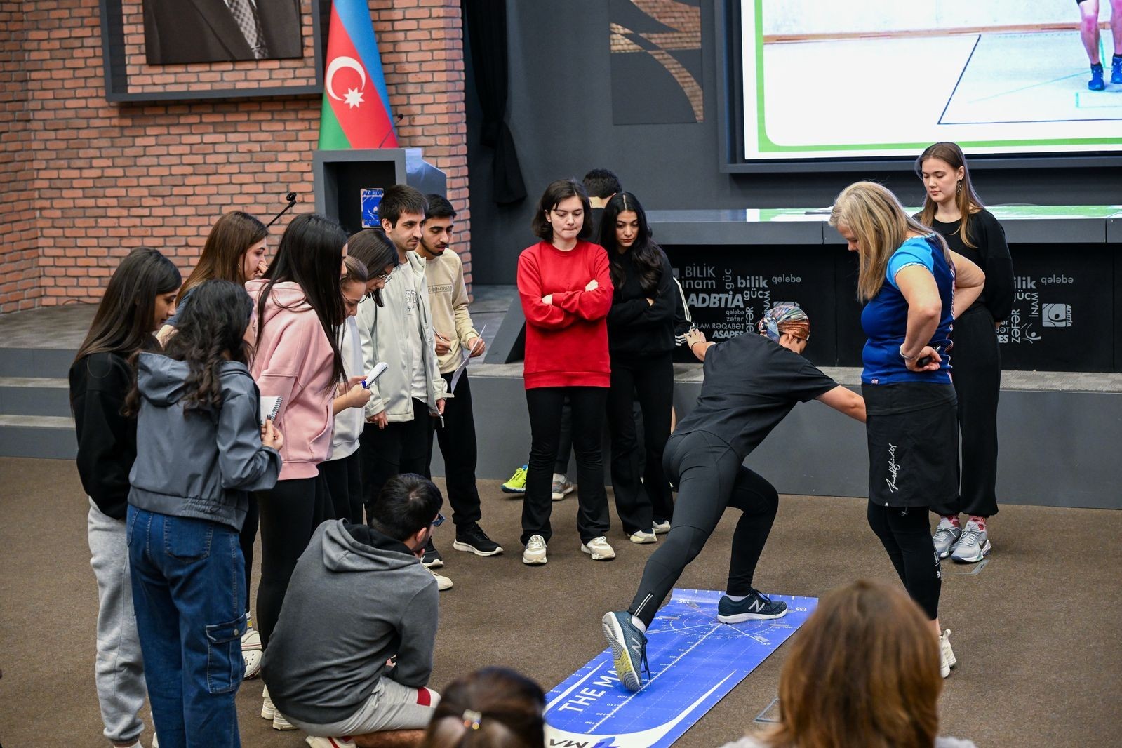 Karlov Universitetinin professoru Azərbaycan İdman Akademiyasında təlim keçib - FOTO