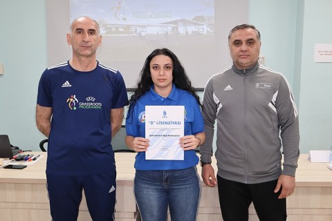 Completion of D category coaching courses - PHOTO