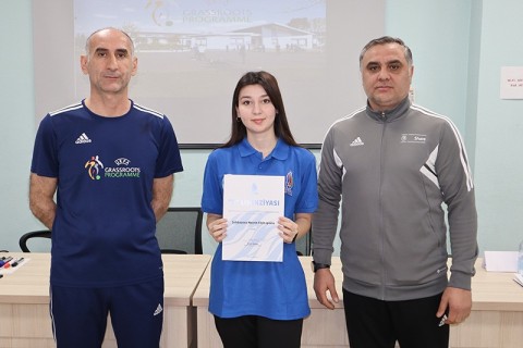 Completion of D category coaching courses - PHOTO