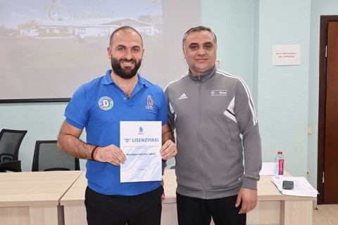 Completion of D category coaching courses - PHOTO