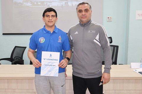 Completion of D category coaching courses - PHOTO