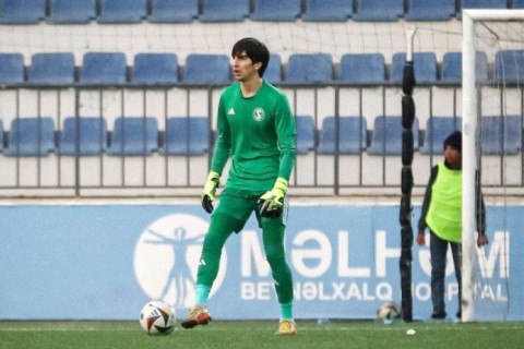 Сантуш присматривается к 23-летнему вратарю