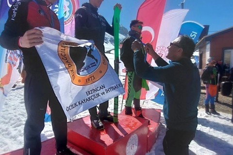 Xizək alpinistlərimizin Türkiyə çempionatında uğurlu çıxışları - FOTO