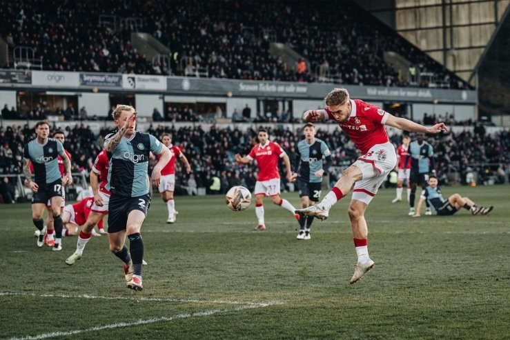 В шаге от мечты. Клуб Рейнольдса может сотворить историю