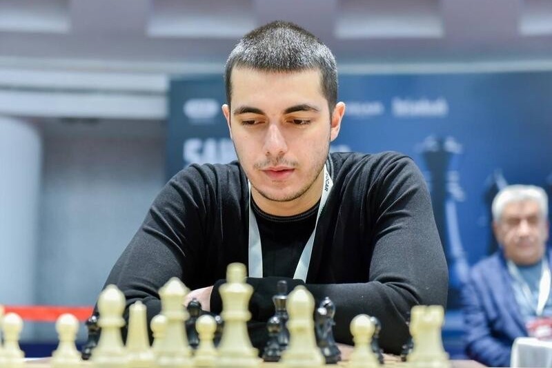 Азербайджанский шахматист входит в Топ-5 на чемпионате Европы