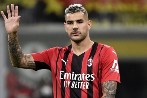 "Milan" Teo Ernandeslə vidalaşır
