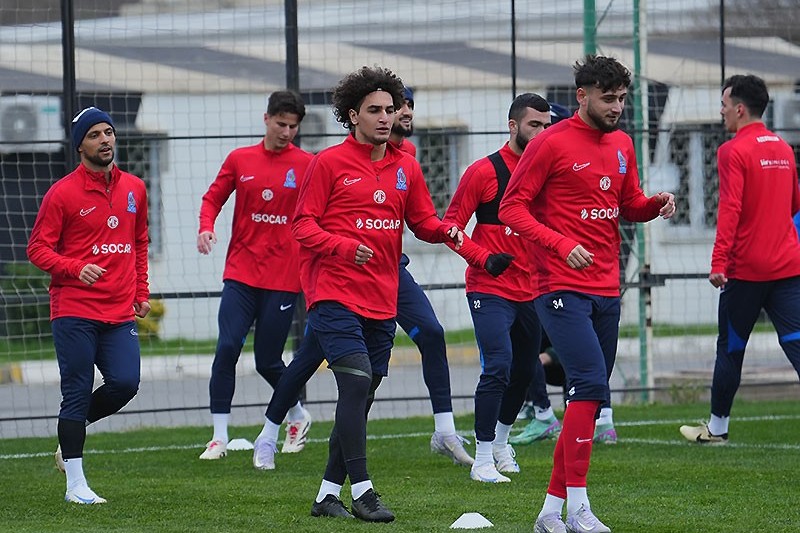 AFFA rəsmiləri millinin son məşqində - FOTO