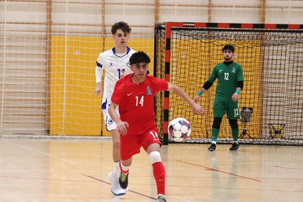 Azerbaijan U19 futsal team faces Croatia