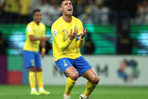 Криштиану Роналду заподозрили в романе с турецкой теннисисткой - ВИДЕО