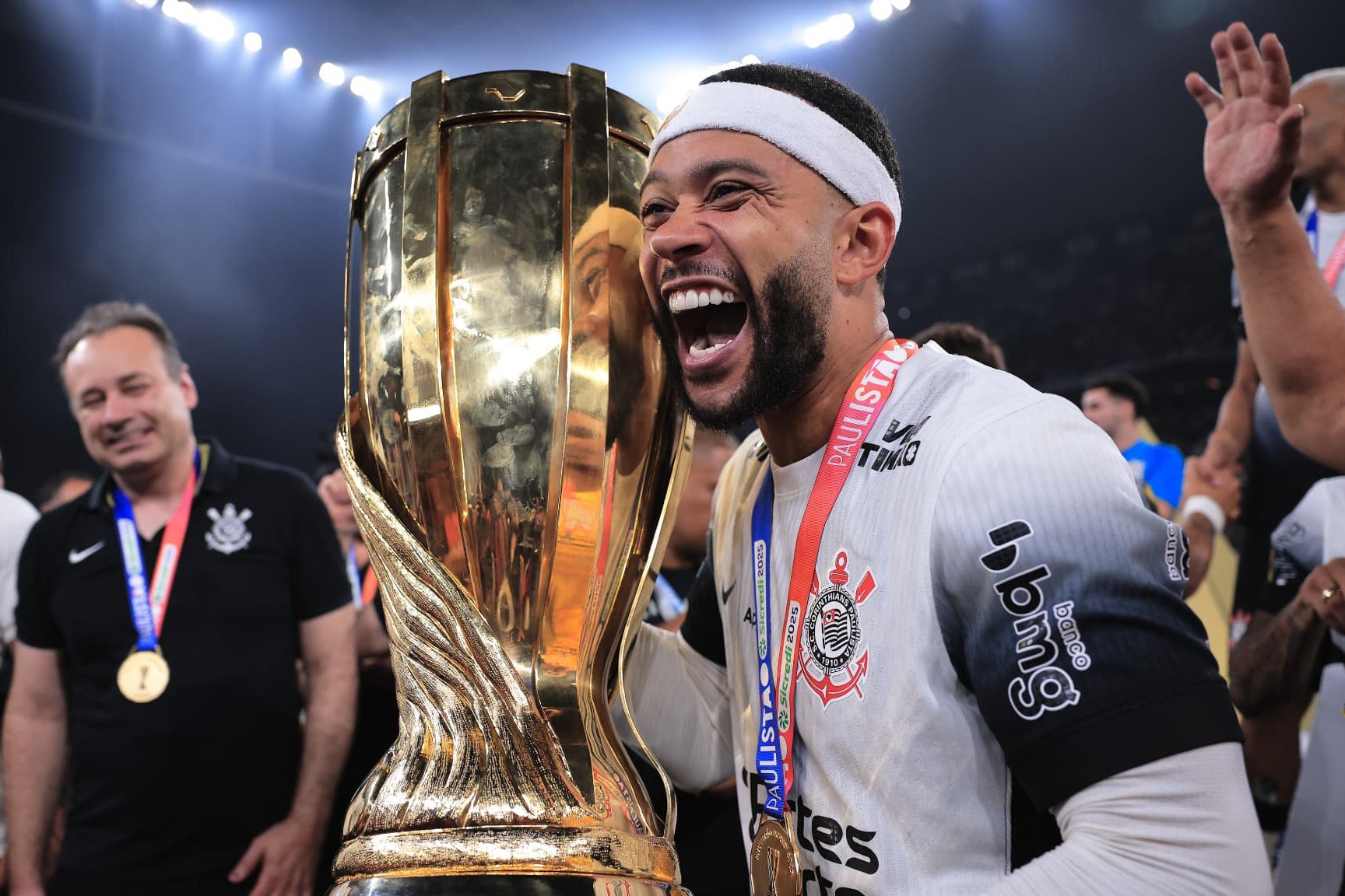 Corinthians clinch 31st Championship – Depay wins first ritle in Brazil