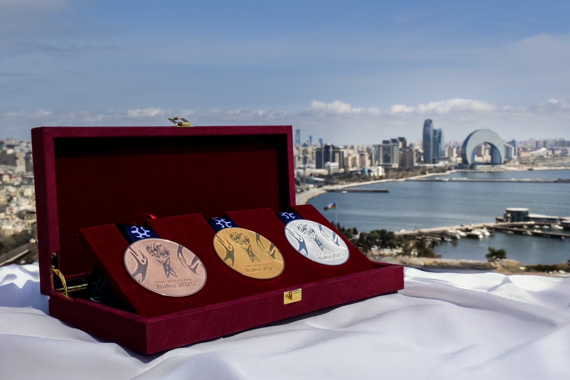 Medals for World Championship in Baku unveiled - PHOTO