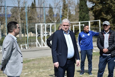 Yevlax şəhər stadionuna baxış keçirilib - FOTO