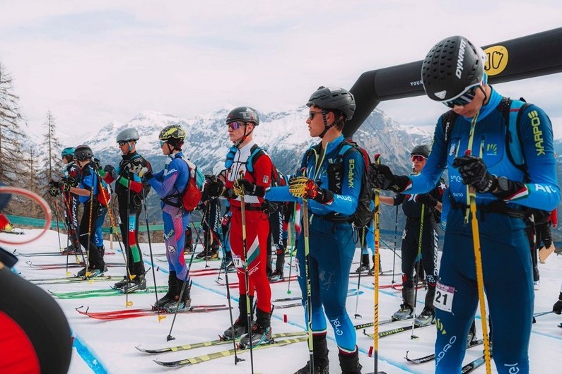 Azərbaycan idmançıları xizək alpinizmi üzrə Dünya Kubokunda iştirak ediblər - FOTO