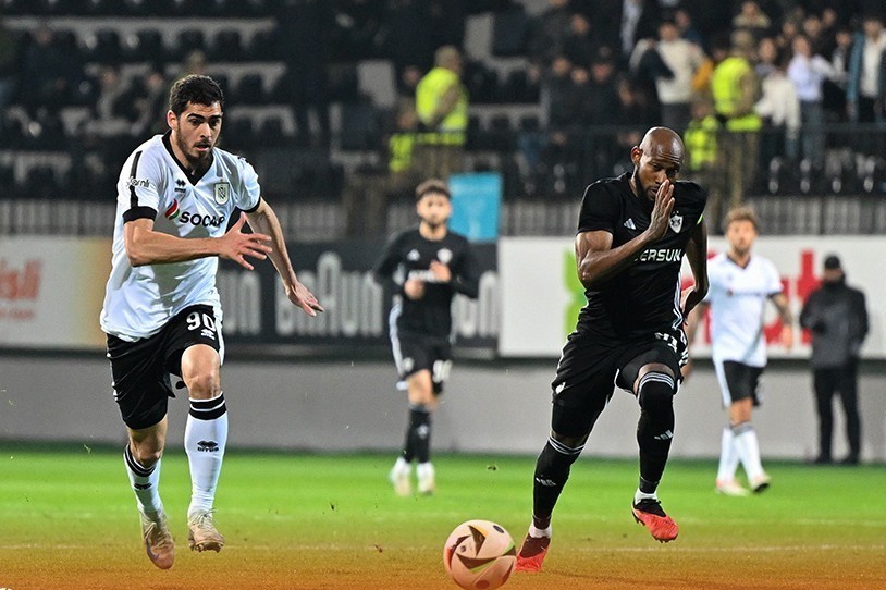 “Neftçi” geriləyib, “Qarabağ” mövqeyini qoruyub