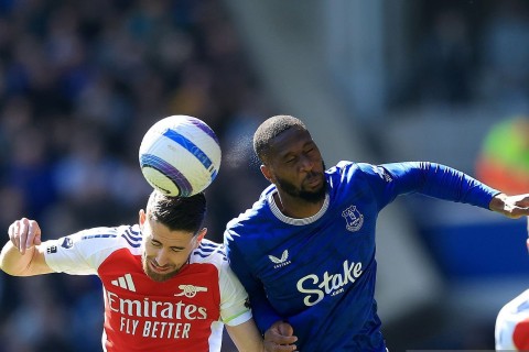 Arsenal drop points, Aston Villa secure home victory – VIDEO