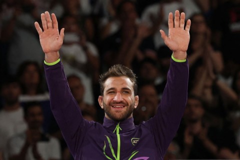 Olympic champion celebrates 28th birthday: Lavish birthday bash - PHOTO - VIDEO