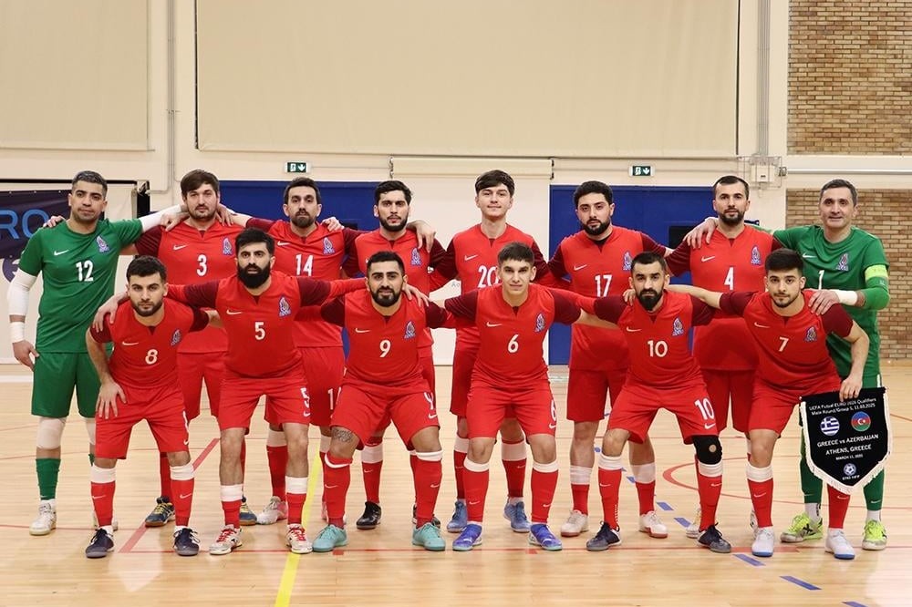 Millimizin baş məşqçisi qapıçını heyətdən kənarlaşdırıb