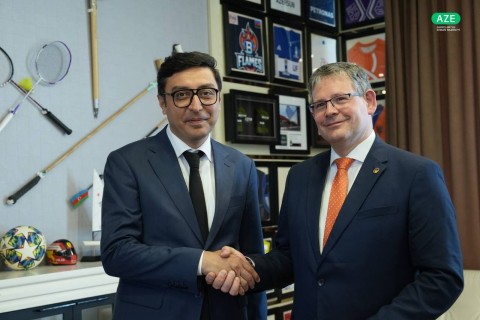 Minister of Youth and Sports Meets with ICSD and EDSO Presidents – PHOTO