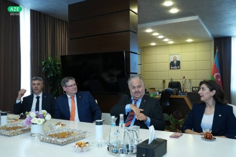 Minister of Youth and Sports Meets with ICSD and EDSO Presidents – PHOTO