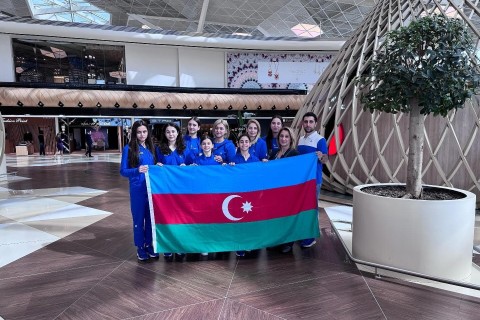 Акробаты на пути в Люксембург