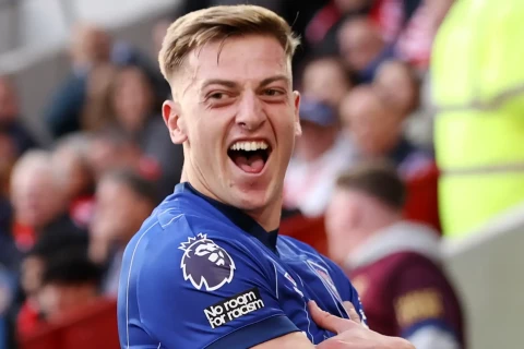 Man Utd set to rival Chelsea for Ipswich striker Liam Delap