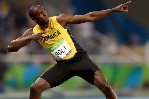 Легендарный Усейн Болт по много часов в день посвящает игре, популярной в Азербайджане