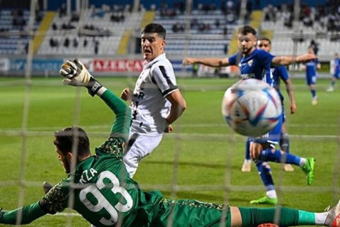 “Neftçi”yə SÜRPRİZ TRANSFER təklifi