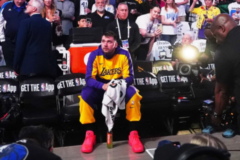 WATCH: Luka Dončić scores 45 in emotional Dallas return, Lakers clinch playoff spot - VIDEO