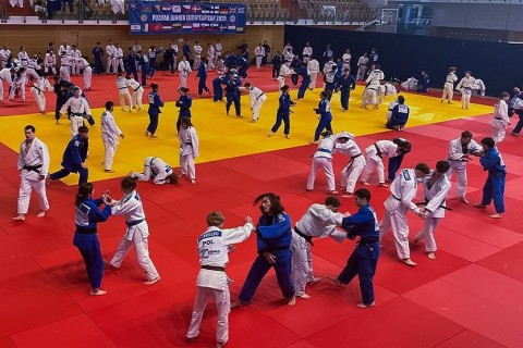 Yeniyetmə cüdoçular beynəlxalq təlim-məşq toplanışında - FOTO