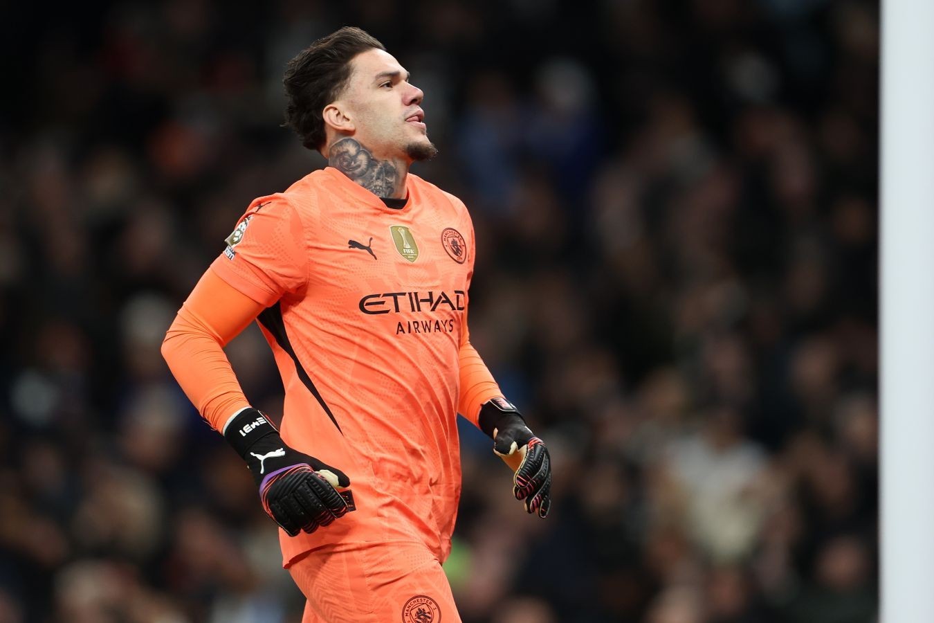 Ederson: mövsümdə 4-cü, tarixdə 7-ci